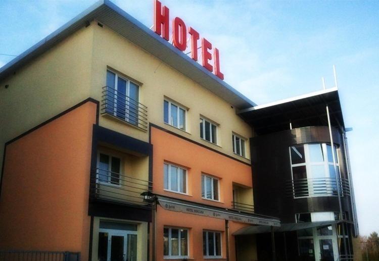 Hotel Hokejka Prievidza Buitenkant foto