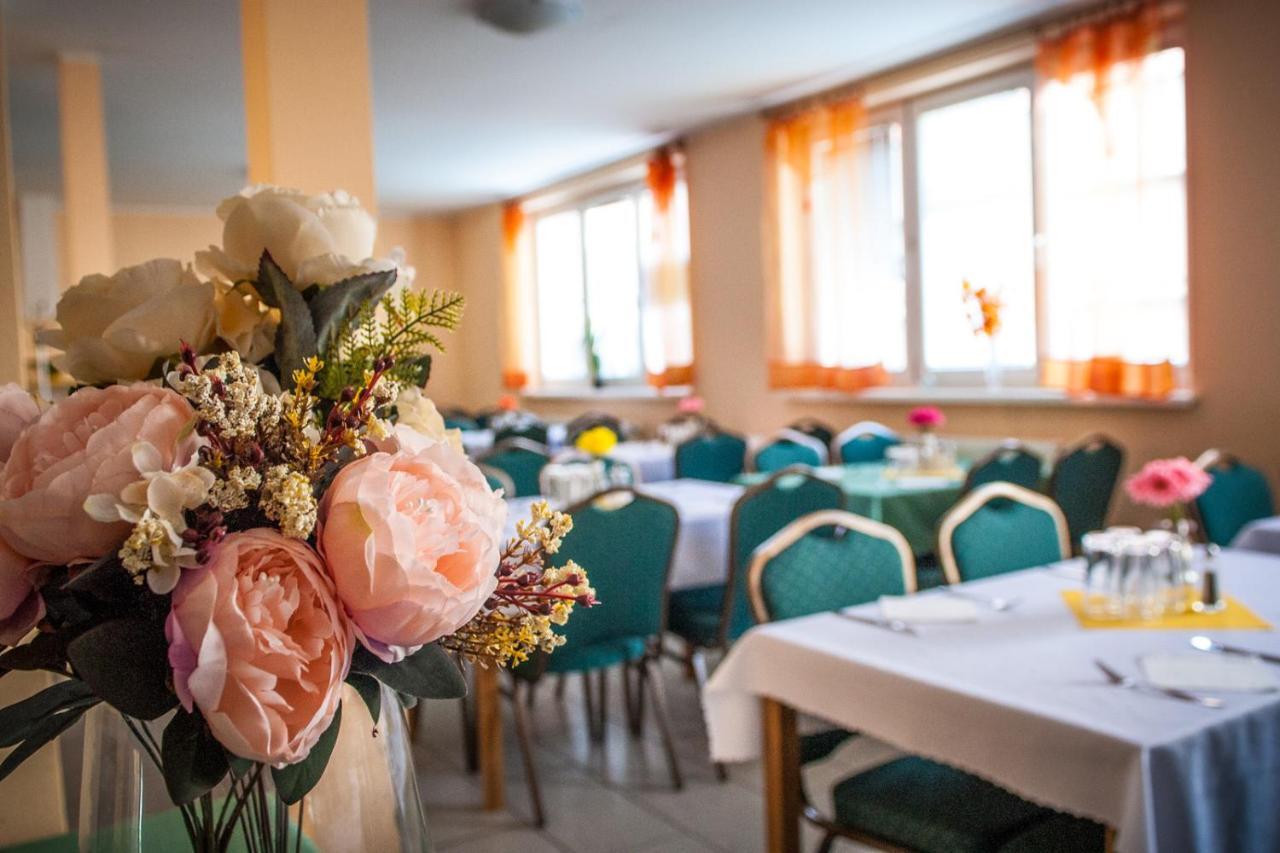 Hotel Hokejka Prievidza Buitenkant foto