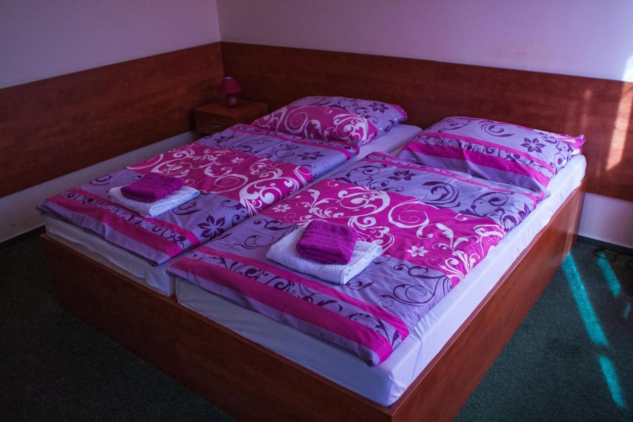 Hotel Hokejka Prievidza Buitenkant foto